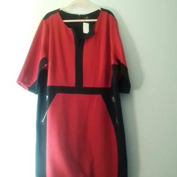 Dress - Picture 1 of 2